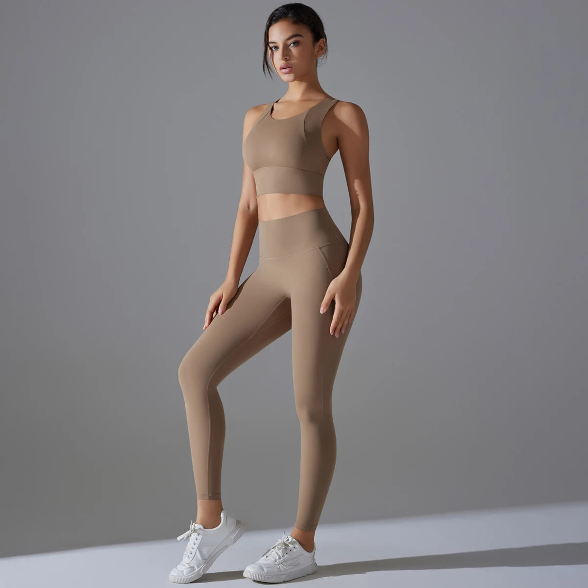 Women's Yoga Set With Crop Top And Running Pants Sportswear